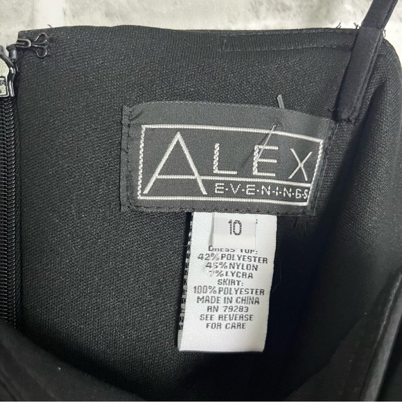 Alex Evenings Black Forman Midi Dress Sleeveless Strappy Floral Embellished 10 - Picture 4 of 9